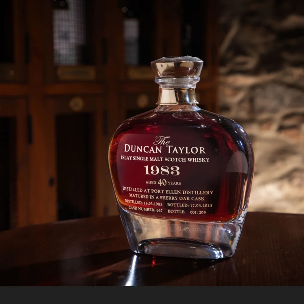 Duncan Taylor Whisky
